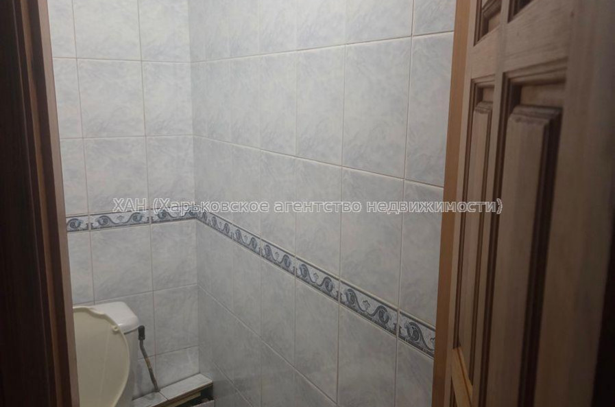 Продам квартиру, 23 Августа ул. , 1 кім., 33 м², косметический ремонт 