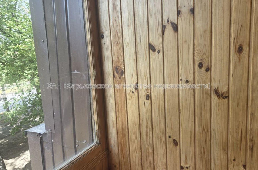 Продам квартиру, 23 Августа ул. , 1 кім., 33 м², косметический ремонт 