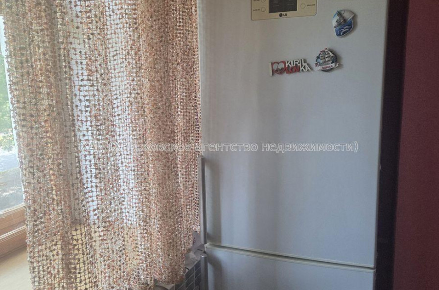 Продам квартиру, 23 Августа ул. , 1 кім., 33 м², косметический ремонт 
