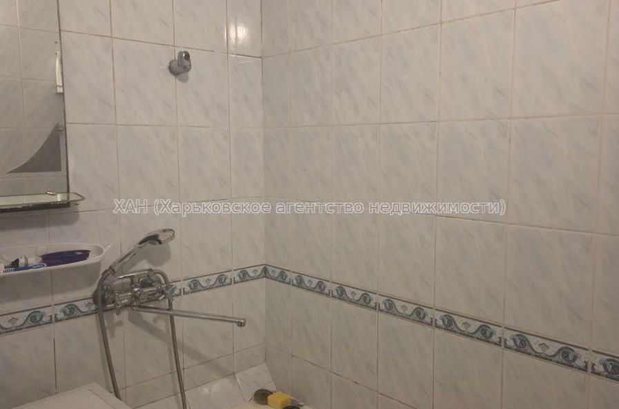 Продам квартиру, 23 Августа ул. , 1 кім., 33 м², косметический ремонт 