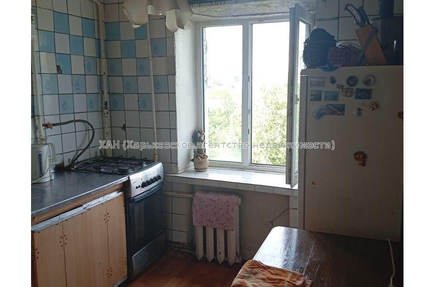 Продам квартиру, Науки просп. , 2  ком., 43 м², советский ремонт 