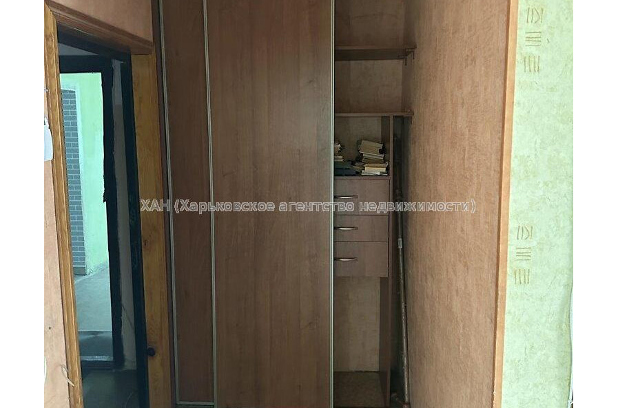 Продам квартиру, Людвига Свободы просп. , 1  ком., 43 м², советский ремонт 
