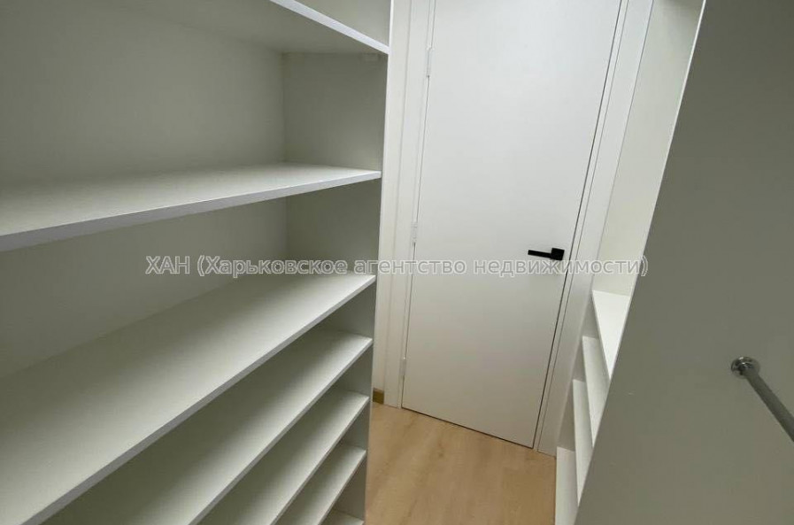 Продам квартиру, Клочковская ул. , 2 кім., 68 м², авторский дизайн 