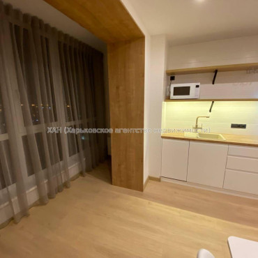 Продам квартиру, Клочковская ул. , 2  ком., 68 м², авторский дизайн 