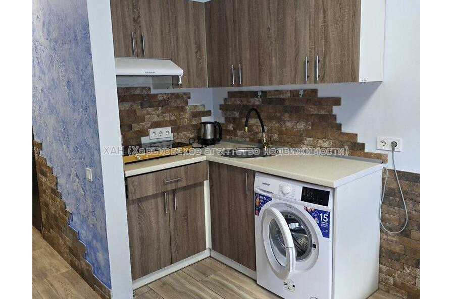 Продам квартиру, Ярославская ул. , 1 кім., 20 м², капитальный ремонт 