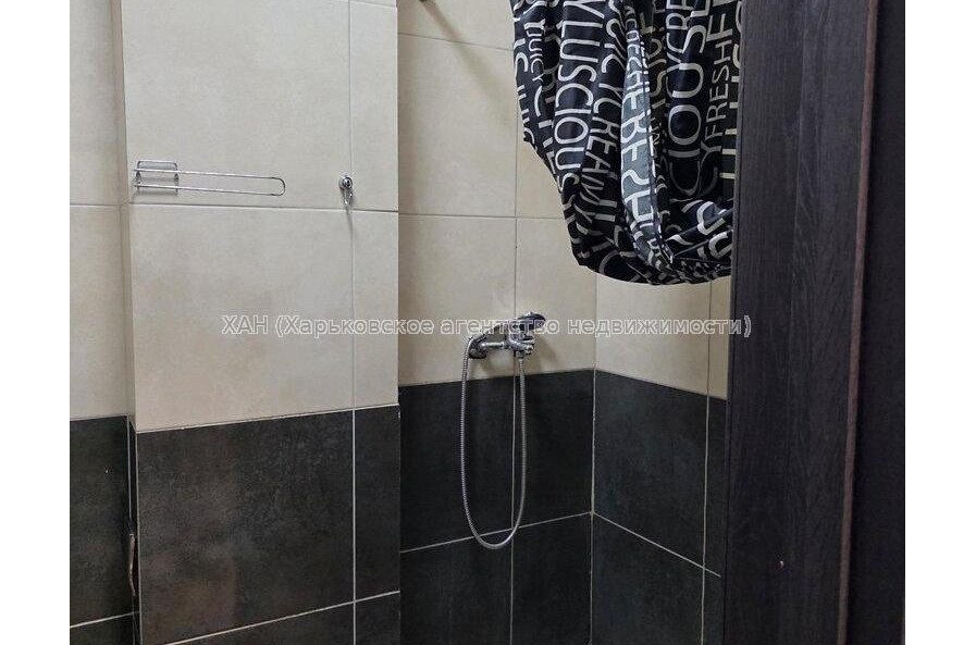 Продам квартиру, Ярославская ул. , 1 кім., 20 м², капитальный ремонт 