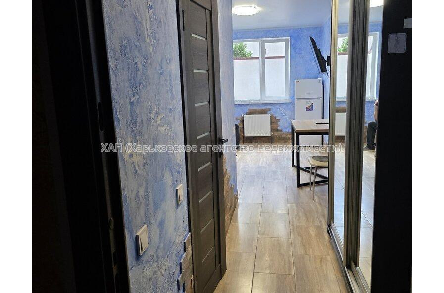 Продам квартиру, Ярославская ул. , 1 кім., 20 м², капитальный ремонт 