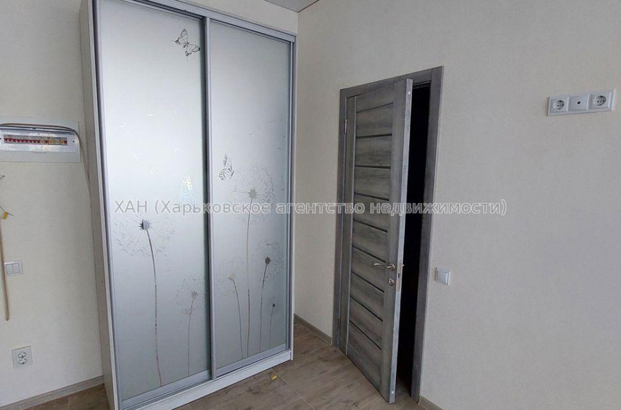 Продам квартиру, Букова ул. , 1 кім., 33 м², евроремонт 