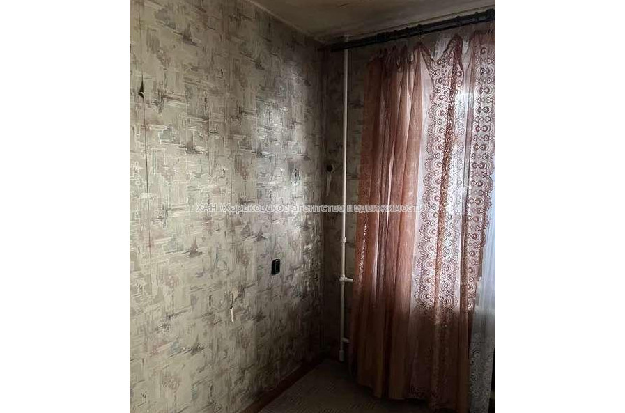 Продам квартиру, Тракторостроителей просп. , 1 кім., 31 м², косметический ремонт 