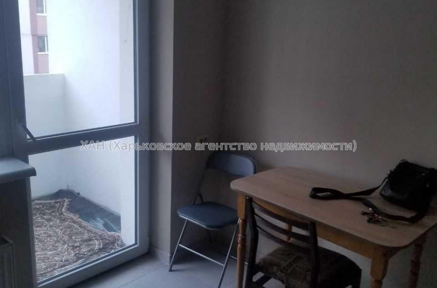 Продам квартиру, Барабашова академика ул. , 1 кім., 35 м², капитальный ремонт 