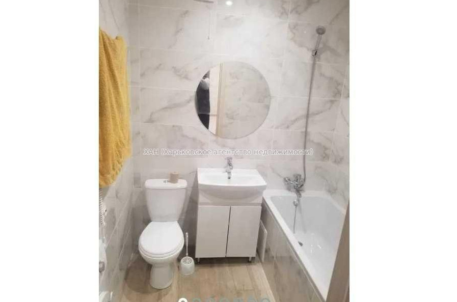 Продам квартиру, Барабашова академика ул. , 1 кім., 35 м², капитальный ремонт 