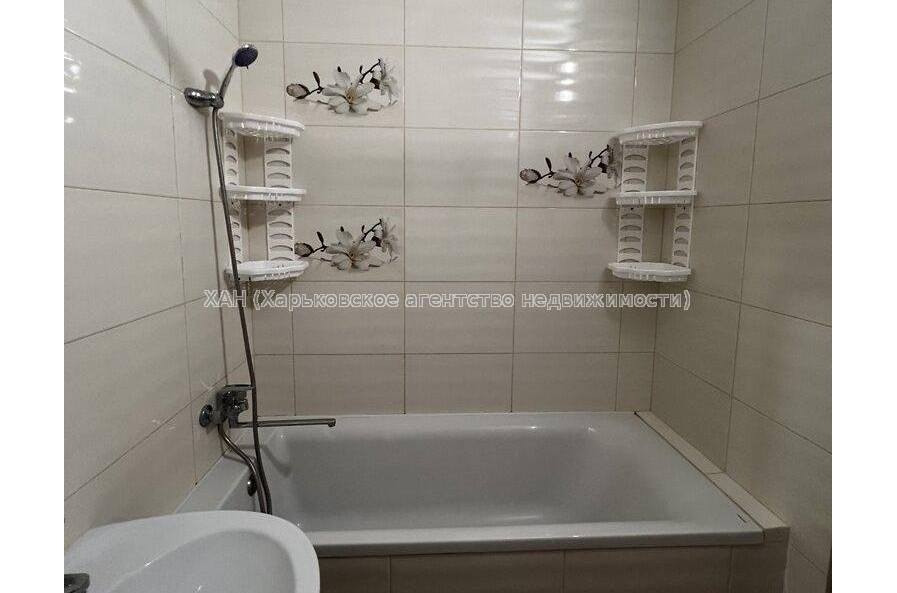 Продам квартиру, Ковалевская ул. , 1 кім., 23.40 м², капитальный ремонт 