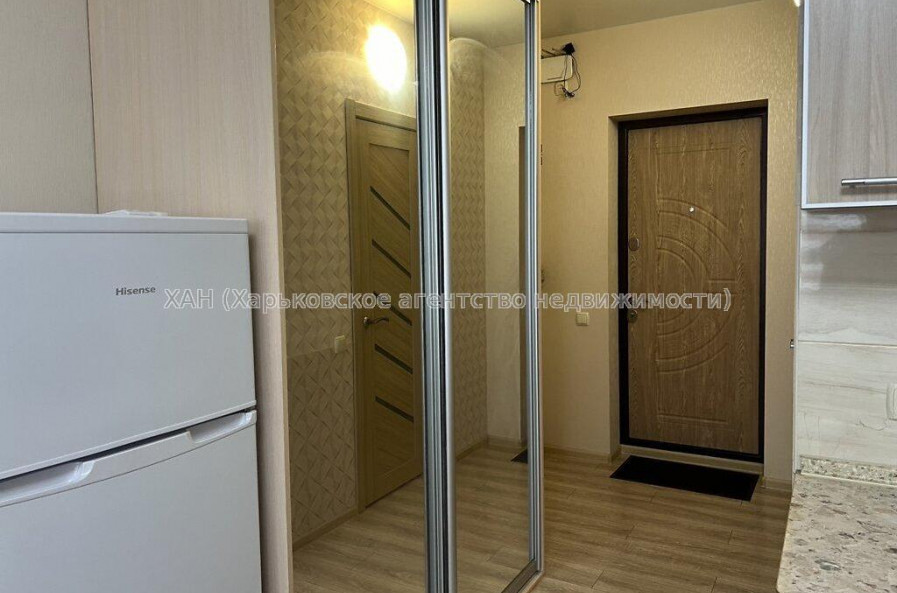 Продам квартиру, Ковалевская ул. , 1 кім., 23.40 м², капитальный ремонт 