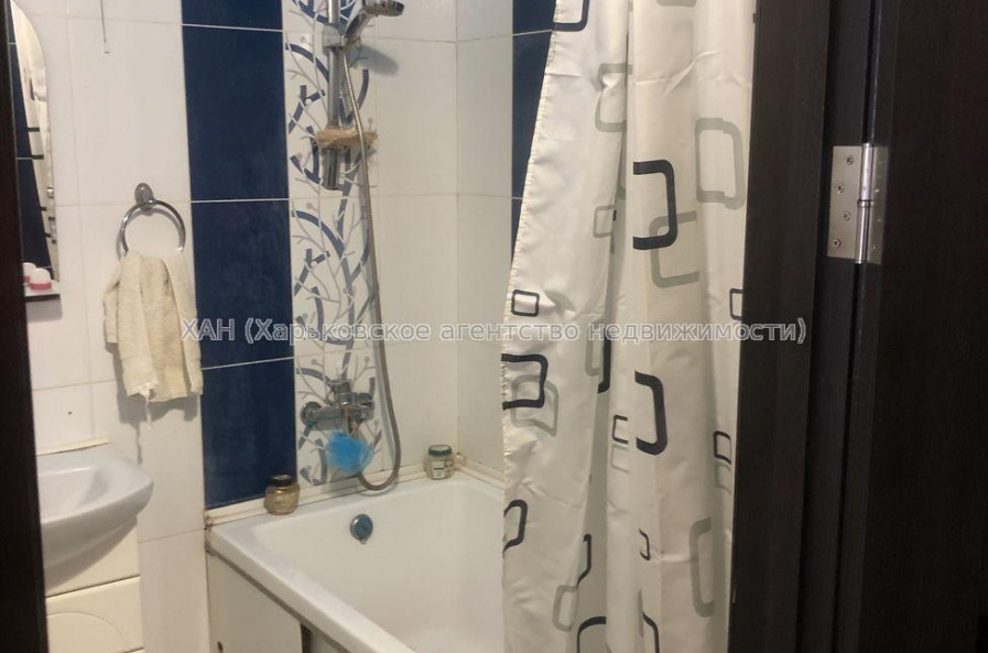 Продам квартиру, Роганская ул. , 2 кім., 65 м², евроремонт 