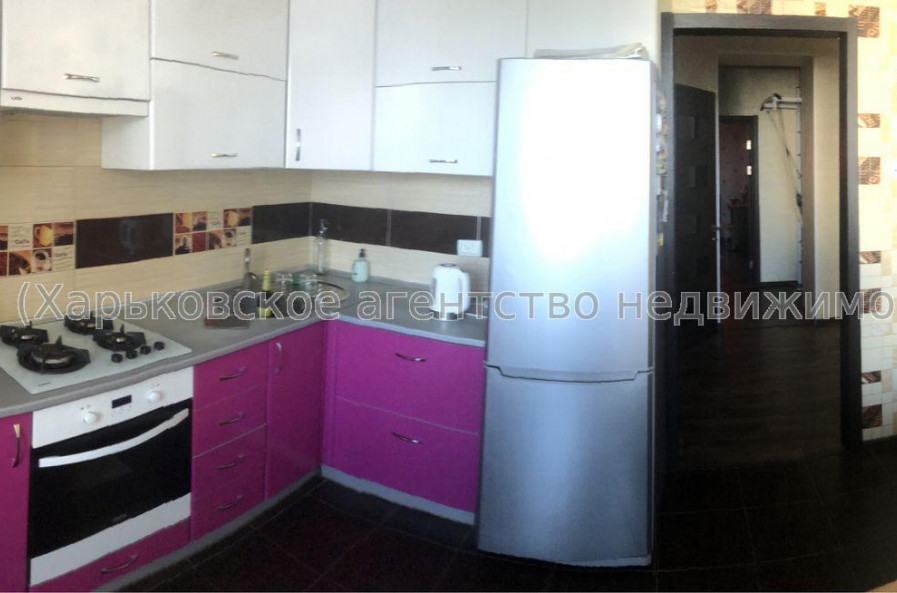 Продам квартиру, Роганская ул. , 2 кім., 65 м², евроремонт 