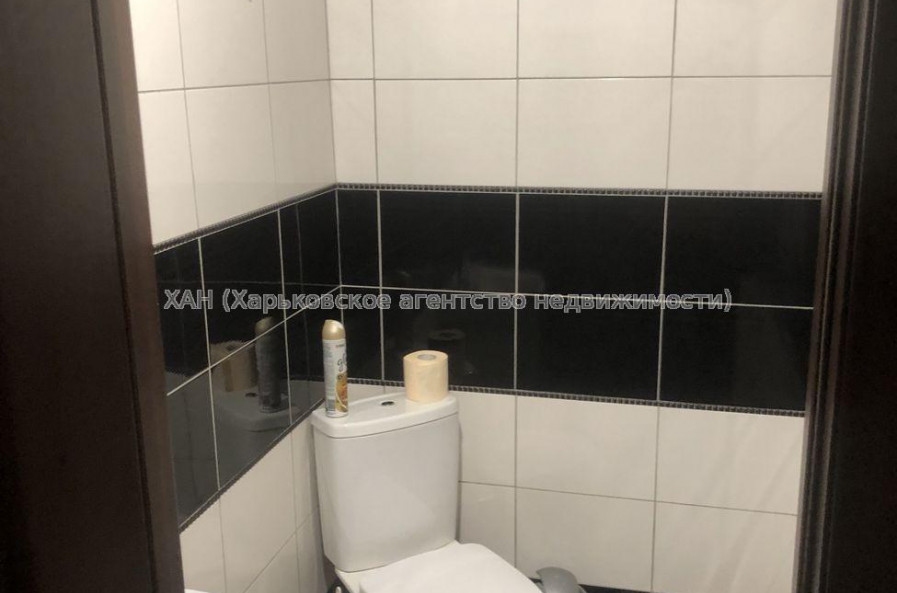 Продам квартиру, Роганская ул. , 2 кім., 65 м², евроремонт 