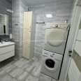 Продам квартиру, Ньютона ул. , 1 кім., 45 м², евроремонт 