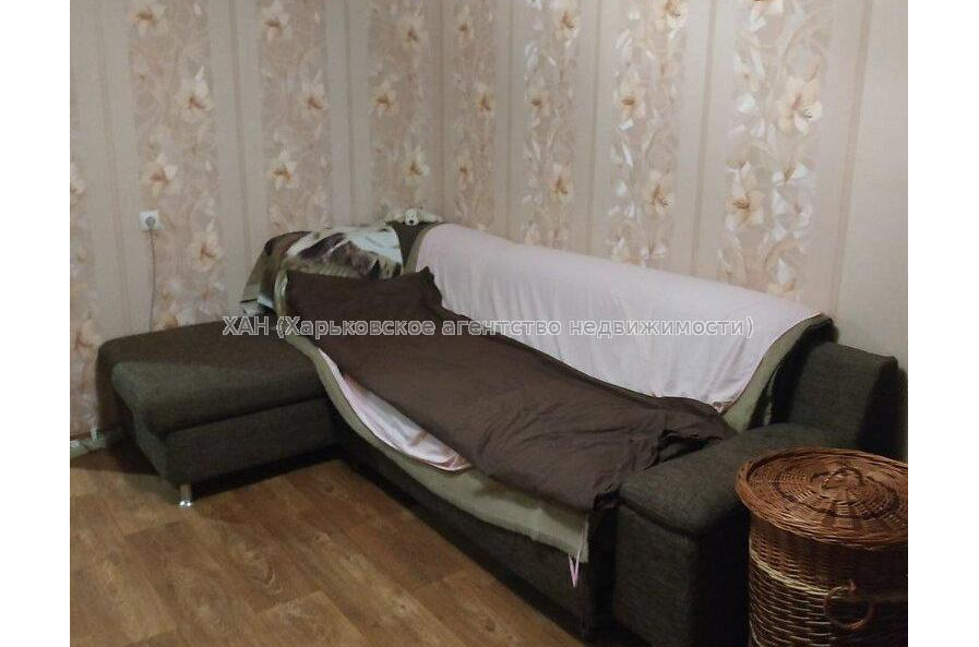 Продам квартиру, Каденюка ул. , 3 кім., 51.70 м², косметический ремонт 