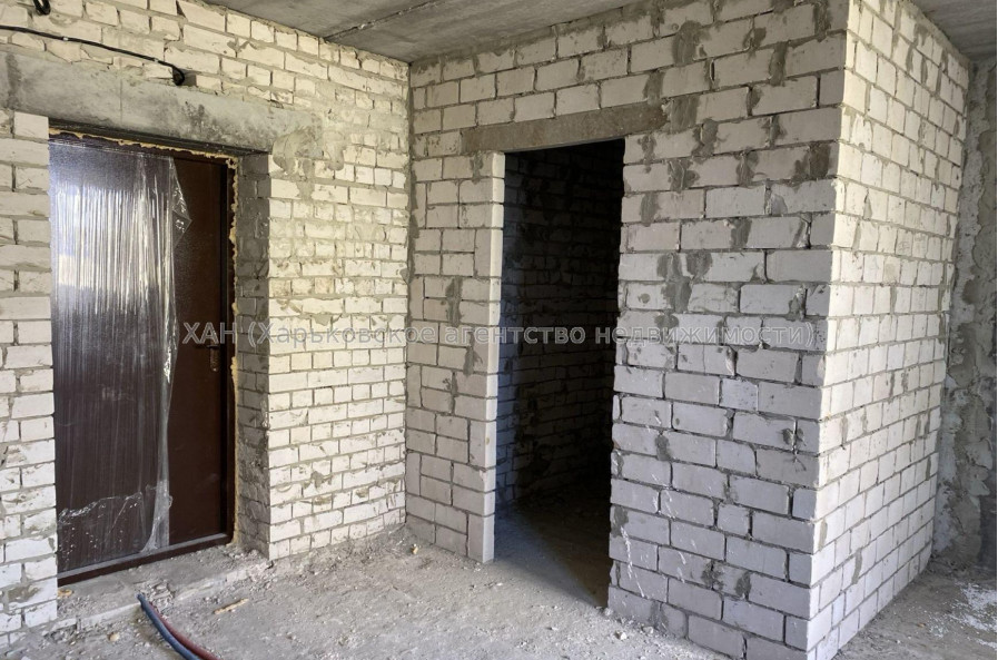 Продам квартиру, Семинарская ул. , 1 кім., 33 м², без внутренних работ 