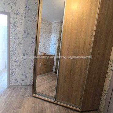 Продам квартиру, Бригады Хартия ул. , 2  ком., 45 м², капитальный ремонт 