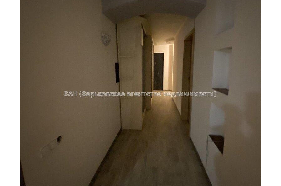 Продам квартиру, Алексеевская ул. , 4  ком., 85 м², капитальный ремонт 