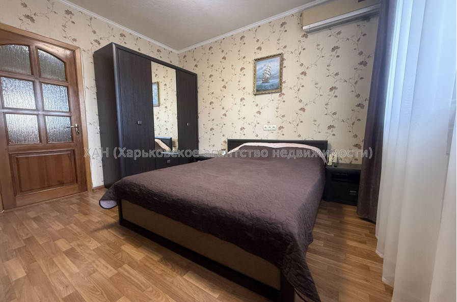Продам квартиру, Зубарева Александра ул. , 4  ком., 83.70 м², евроремонт 