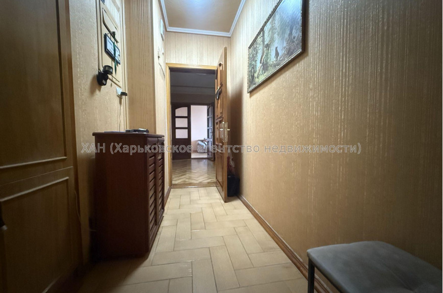 Продам квартиру, Зубарева Александра ул. , 4  ком., 83.70 м², евроремонт 