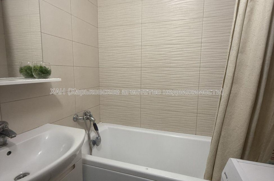 Продам квартиру, Зубарева Александра ул. , 4 кім., 83.70 м², евроремонт 