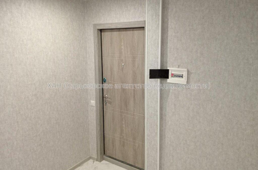 Продам квартиру, Тракторостроителей просп. , 3 кім., 63 м², капитальный ремонт 