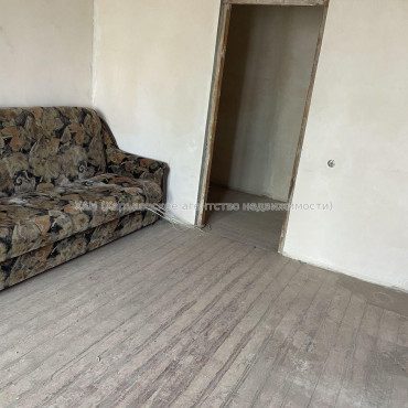 Продам квартиру, Руставели ул. , 2  ком., 55.60 м², без ремонта 