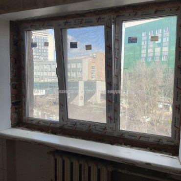 Продам квартиру, Руставели ул. , 2  ком., 55.60 м², без ремонта 