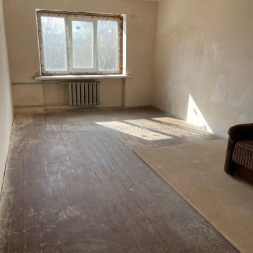 Продам квартиру, Руставели ул. , 2  ком., 55.60 м², без ремонта 