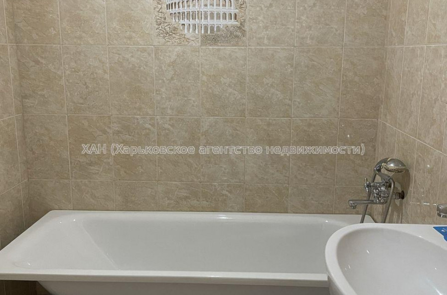 Продам квартиру, Руставели ул. , 2  ком., 55.60 м², без ремонта 