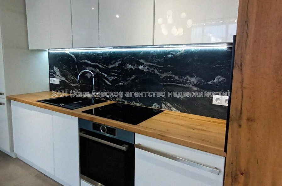 Продам квартиру, Культуры ул. , 2  ком., 110 м², авторский дизайн 