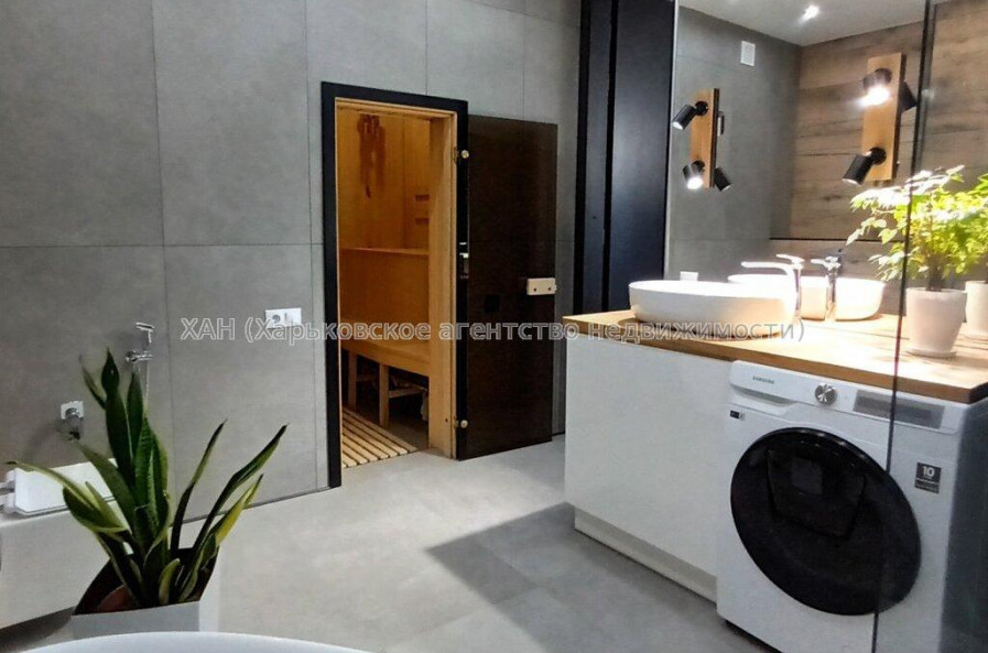 Продам квартиру, Культуры ул. , 2  ком., 110 м², авторский дизайн 