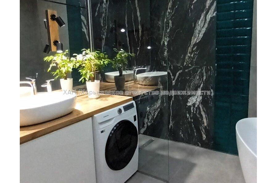 Продам квартиру, Культуры ул. , 2  ком., 110 м², авторский дизайн 