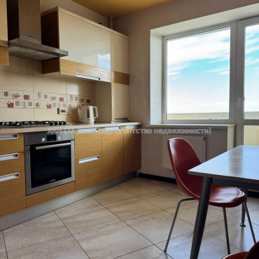 Продам квартиру, Салтовское шоссе , 73А , 3 кім., 85 м², евроремонт 