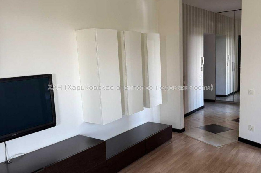 Продам квартиру, Салтовское шоссе , 3 кім., 85 м², авторский дизайн 