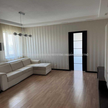 Продам квартиру, Салтовское шоссе , 73А , 3 кім., 85 м², евроремонт 