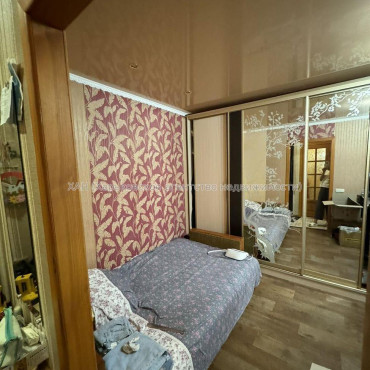 Продам квартиру, Любови Малой  просп. , 1  ком., 32 м², евроремонт 