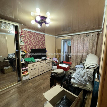 Продам квартиру, Любови Малой  просп. , 1  ком., 32 м², евроремонт 