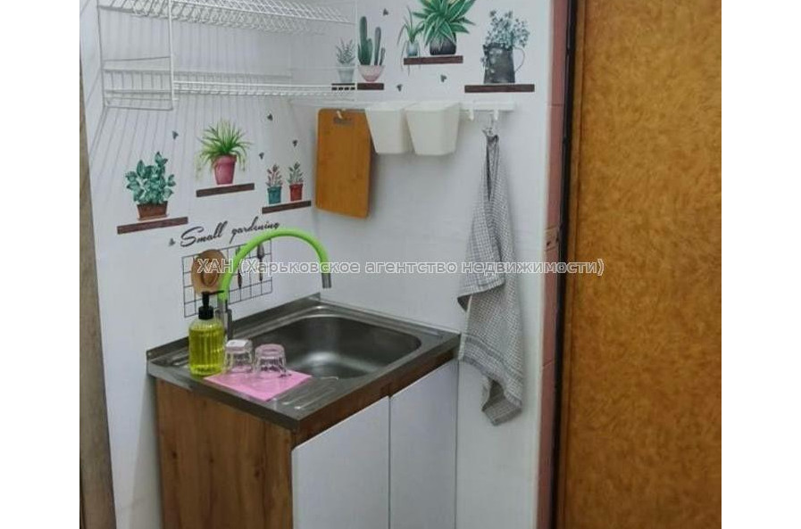 Продам квартиру, Свистуна ул. , 1 кім., 20 м², евроремонт 
