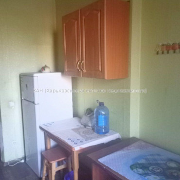 Продам квартиру, Полтавский Шлях ул. , 1  ком., 14 м², косметический ремонт 