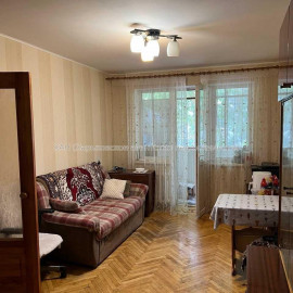 Продам квартиру, Генерала Момота ул. , 3  ком., 59 м², косметический ремонт