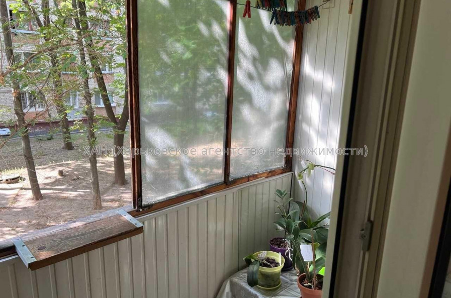 Продам квартиру, Генерала Момота ул. , 3  ком., 59 м², косметический ремонт 