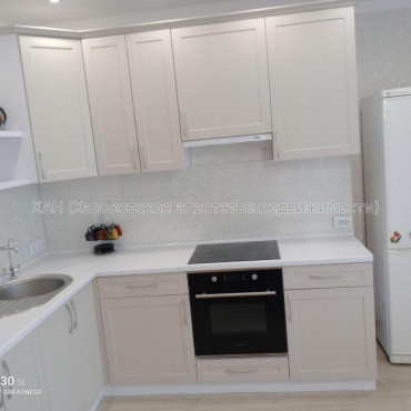 Продам квартиру, Рогатинская Левада ул. , 2  ком., 48 м², евроремонт 