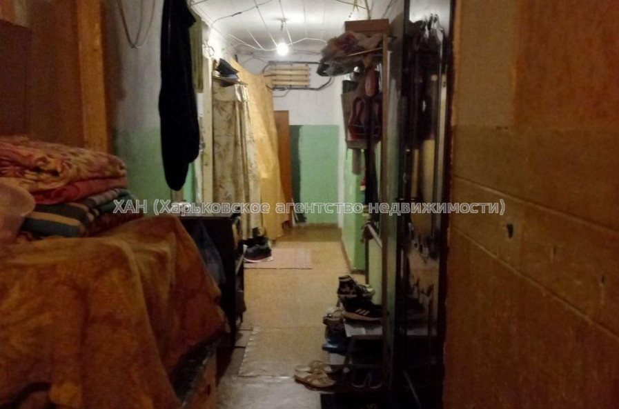 Продам квартиру, Александровский просп. , 1 кім., 12 м², косметический ремонт 