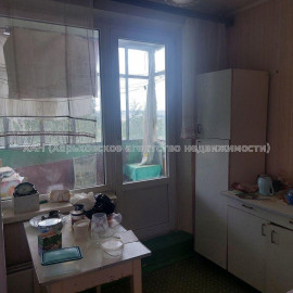 Продам квартиру, Гвардейцев Широнинцев ул. , 1 кім., 36.80 м², косметический ремонт