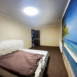 Продам квартиру, Валентиновская ул. , 3  ком., 64 м², косметический ремонт