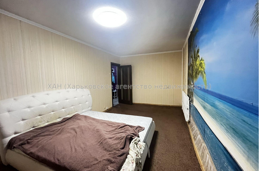 Продам квартиру, Валентиновская ул. , 3  ком., 64 м², косметический ремонт 